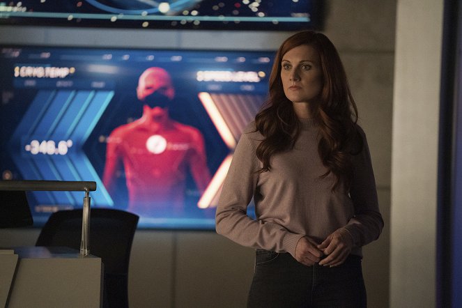 The Flash - Season 7 - The One with the Nineties - Photos - Michelle Harrison