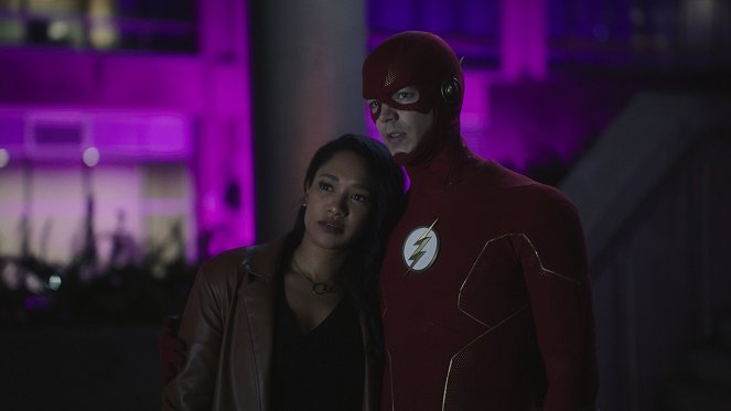 The Flash - Mother - Photos - Candice Patton, Grant Gustin