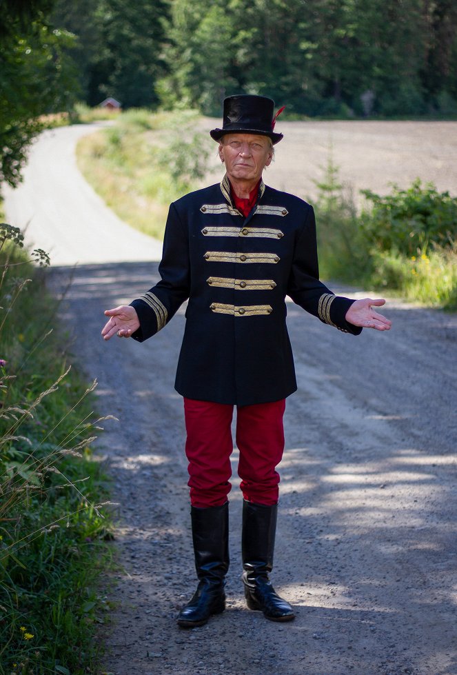 Herra Heinämäen Lato-orkesteri - Promo - Mikko Löytty