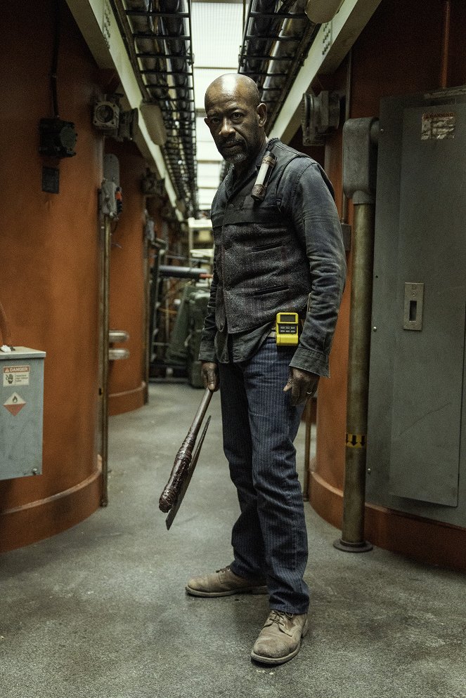 Fear the Walking Dead - Season 6 - USS Pennsylvania - Photos