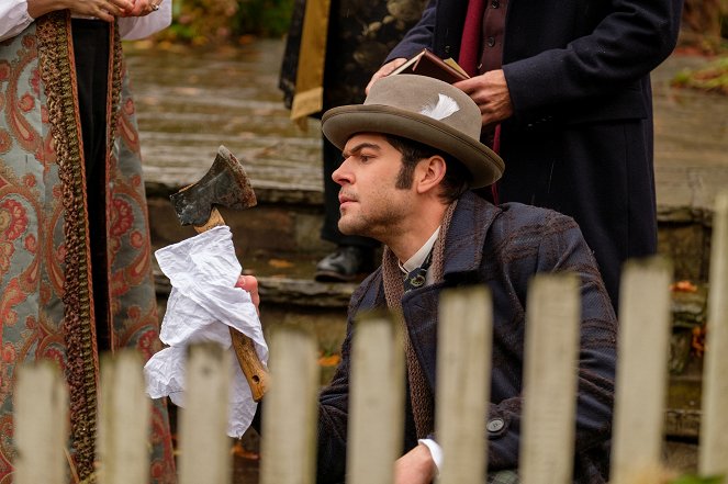 Murdoch Mysteries - The Dominion of New South Mimico - Photos - Daniel Maslany