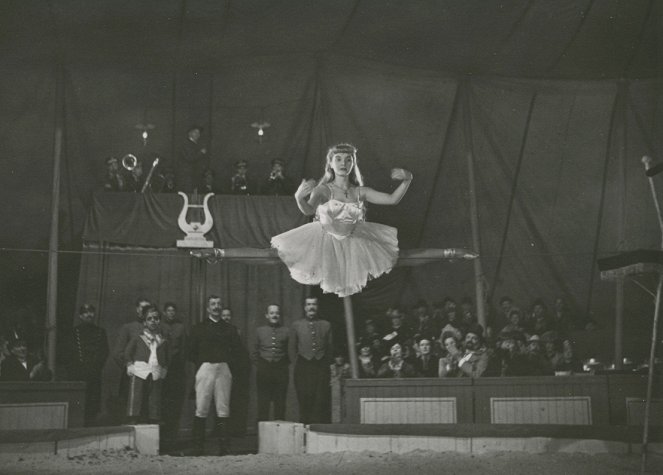 La Tragédie du cirque - Film - Eva Henning