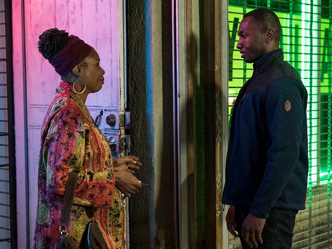 Bosch - Jury's Still Out - Photos - Joyce Guy, Jamie Hector