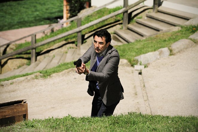 Un passo dal cielo - Season 4 - De la película - Enrico Ianniello