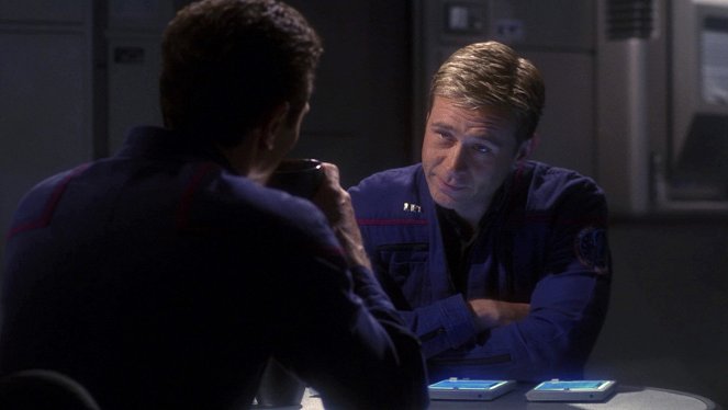 Star Trek: Enterprise - Season 3 - Anomaly - Photos - Connor Trinneer