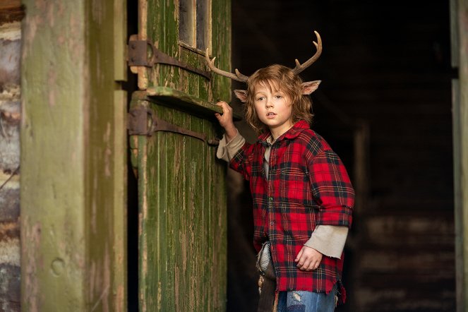 Sweet Tooth: El niño ciervo - Fuera del bosque - De la película - Christian Convery