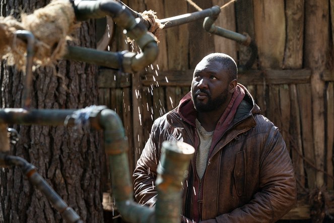 Sweet Tooth - Out of the Deep Woods - Van film - Nonso Anozie