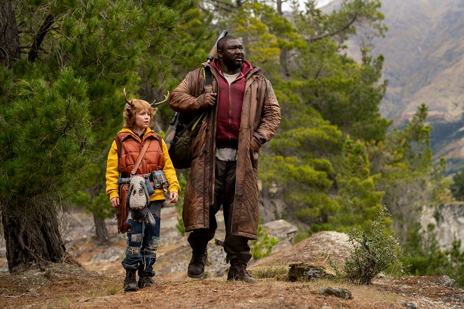 Sweet Tooth - Des trucs bizarres de cerf - Film - Christian Convery, Nonso Anozie