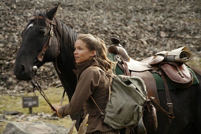 Im Tal der wilden Rosen - Gipfel der Liebe - Van film - Alexandra Schalaudek