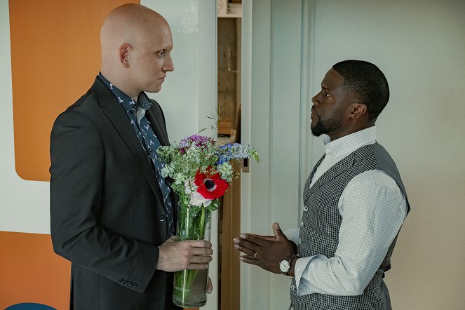 Anthony Carrigan, Kevin Hart