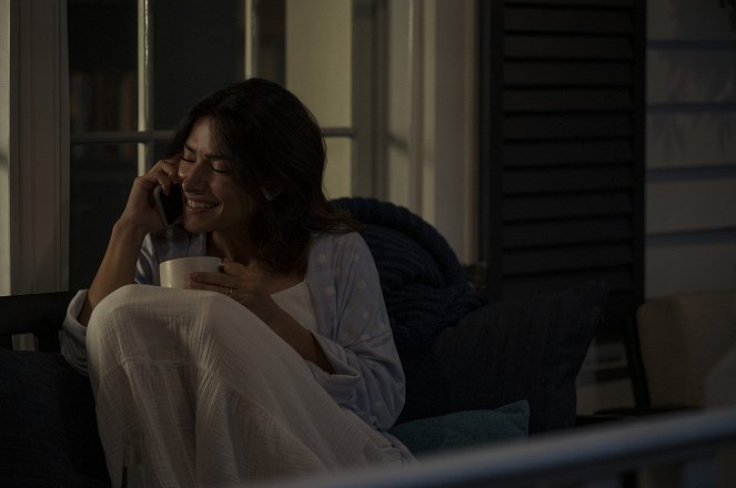 Sex/Život - Manželky jsou v Connecticutu - Z filmu - Sarah Shahi