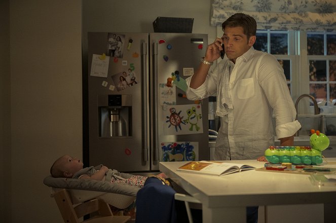 Sex/Life - Somewhere Only We Know - Photos - Mike Vogel