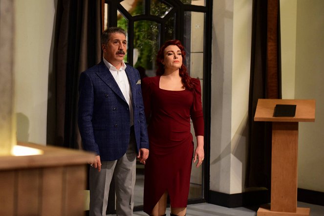 Aşkın Tarifi - Episode 3 - Kuvat elokuvasta - Cem Davran