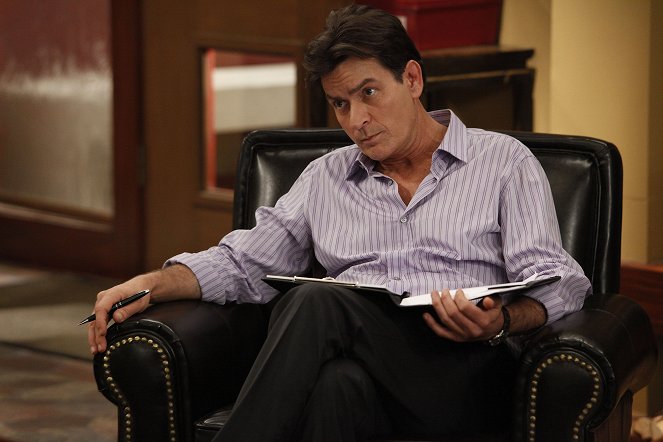 Anger Management - Charlie Goes Back to Therapy - Z filmu - Charlie Sheen