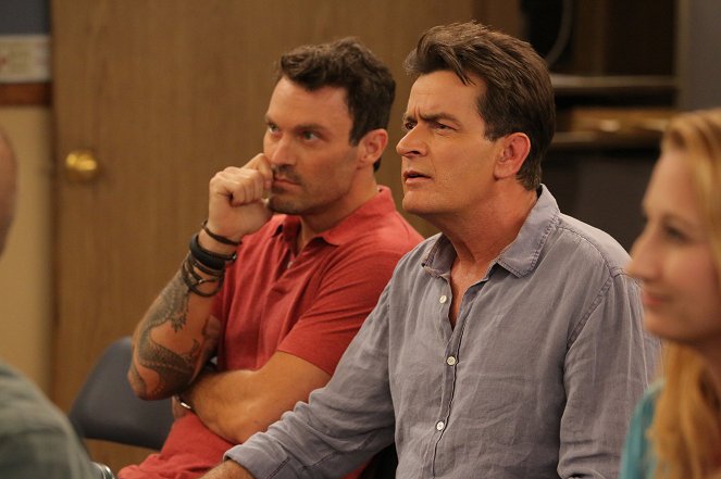 Anger Management - Charlie and the Sex Addict - Photos - Brian Austin Green, Charlie Sheen
