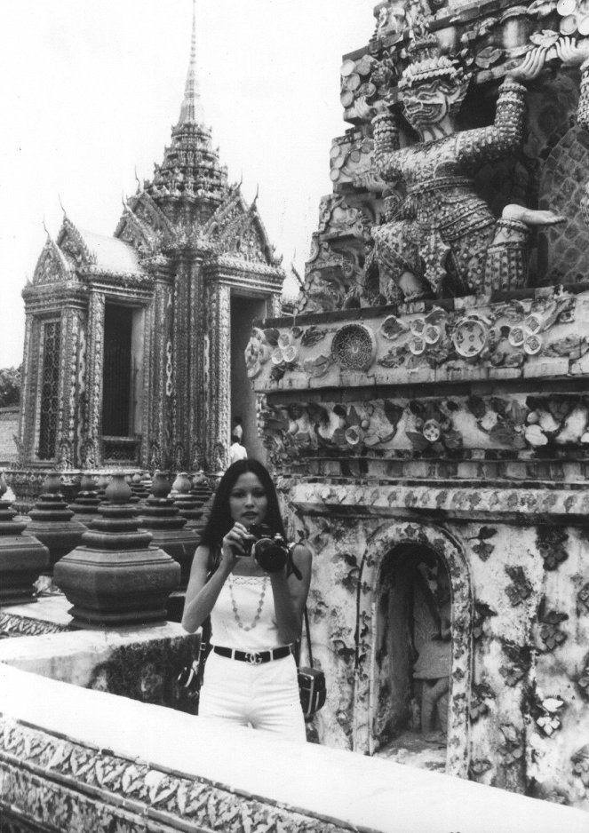 Emanuelle in Bangkok - Photos - Laura Gemser