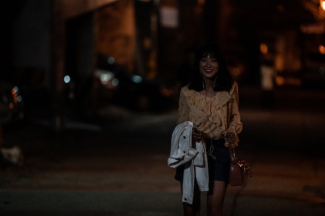 Midnight - Van film - Kim Hye-Yoon
