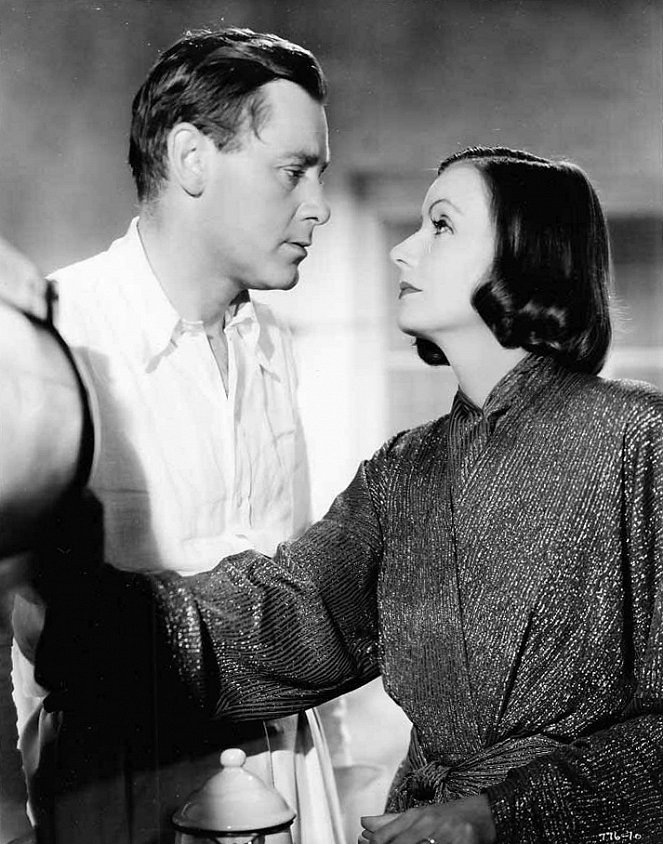 The Painted Veil - Photos - Herbert Marshall, Greta Garbo