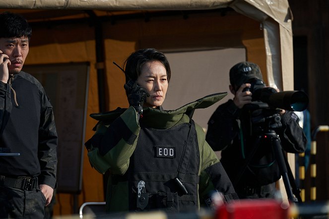 Ligação Explosiva - Do filme - Kyeong Jin