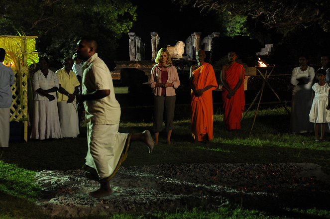 Das Traumhotel - Sri Lanka - Kuvat elokuvasta - Saskia Valencia