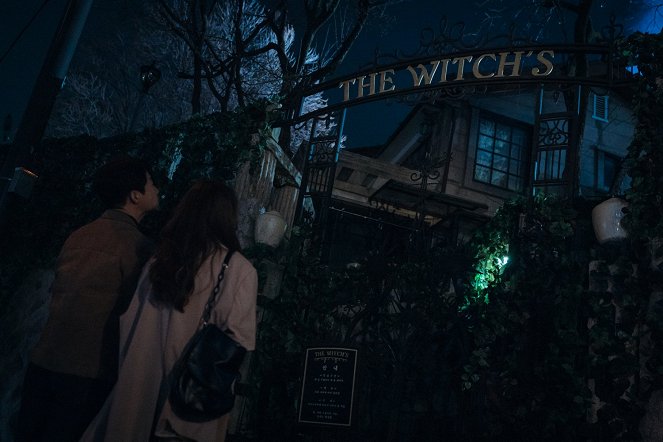 The Witch's Diner - Photos