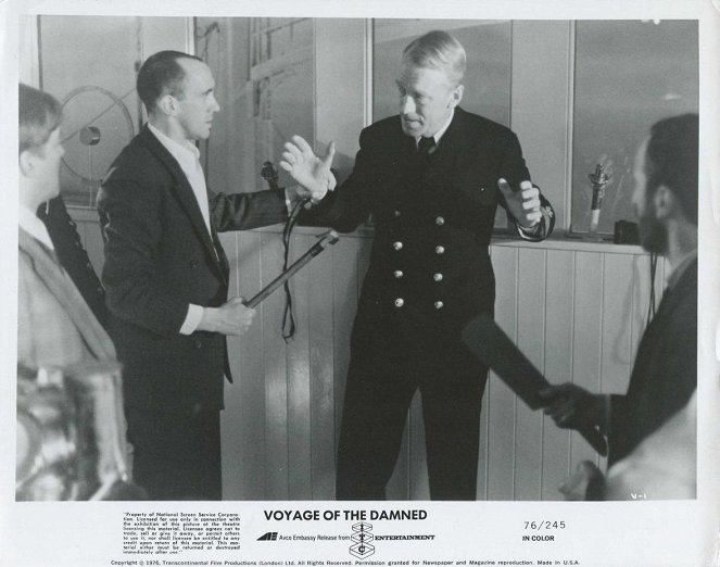 Voyage of the Damned - Lobby Cards - Max von Sydow