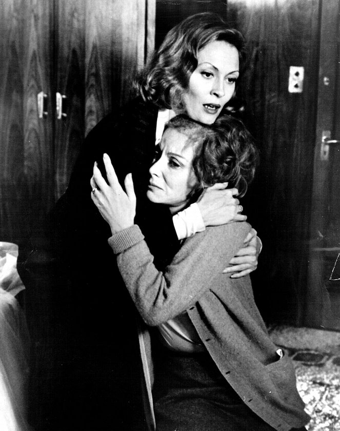 Rejs wykletych - Z filmu - Faye Dunaway, Lee Grant