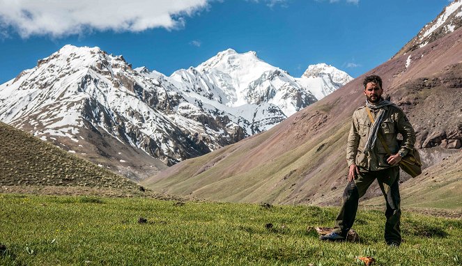 Walking the Himalayas - Episode 1 - Van film