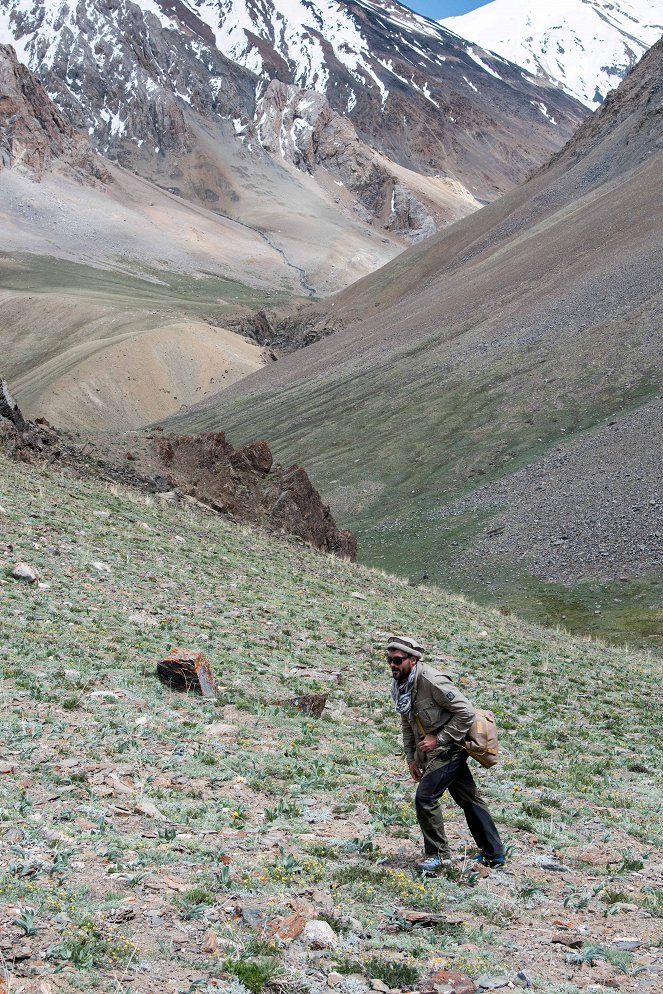Walking the Himalayas - Episode 2 - Van film