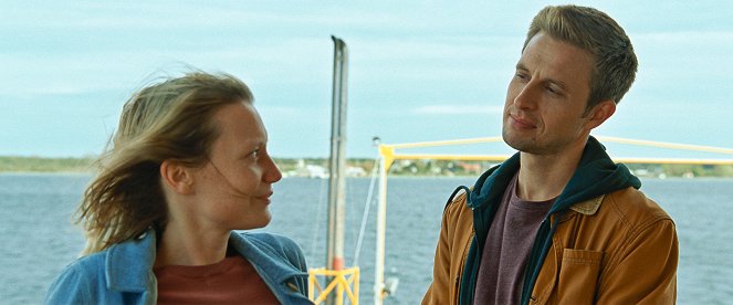 Bergmanův ostrov - Z filmu - Mia Wasikowska, Anders Danielsen Lie