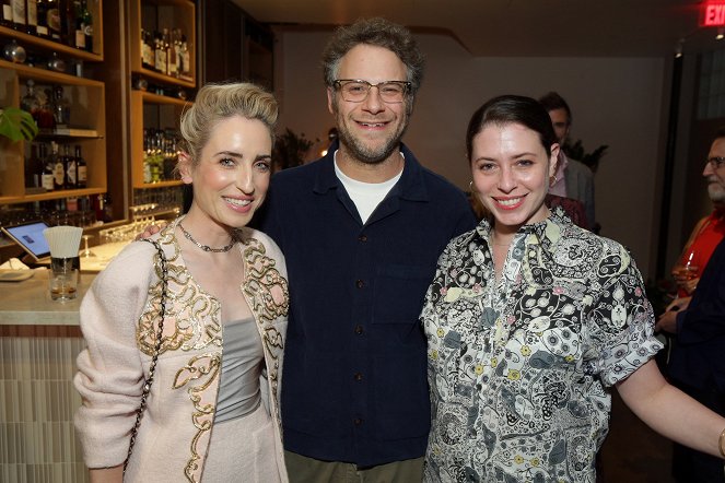 How It Ends - Eventos - Los Angeles premiere of "How It Ends" at NeueHouse Hollywood on Thursday, July 15, 2021 - Zoe Lister Jones, Seth Rogen, Lauren A. Miller