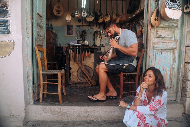 The Greek Islands with Julia Bradbury - Filmfotos - Julia Bradbury