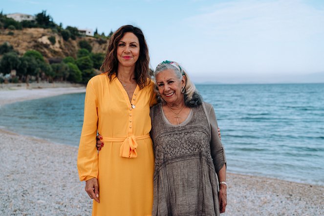 The Greek Islands with Julia Bradbury - Do filme - Julia Bradbury