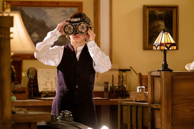 Murdoch Mysteries - Everything Is Broken, Part Two - Photos