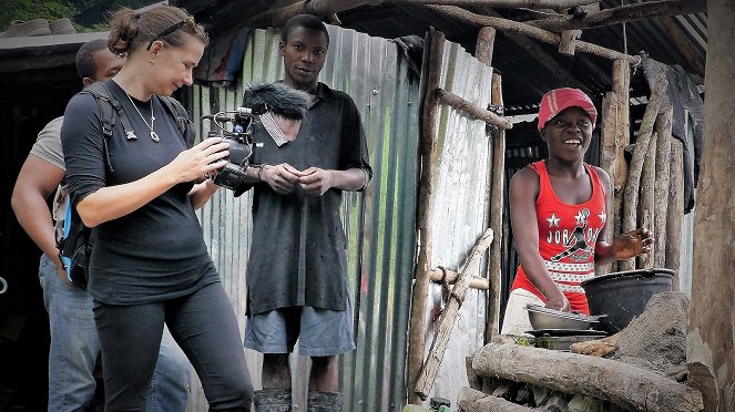 Vogelfrei - Ein Leben als fliegende Nomaden - De filmagens - Doreen Kröber