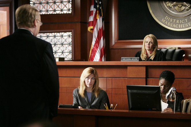 Boston Legal - Season 3 - Puppen vor Gericht - Filmfotos - Gail O'Grady