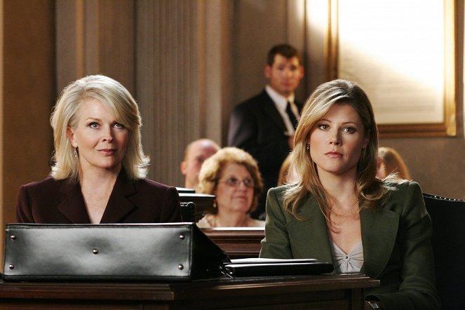 Boston Legal - Season 2 - Schnüffeleien - Filmfotos - Candice Bergen, Julie Bowen