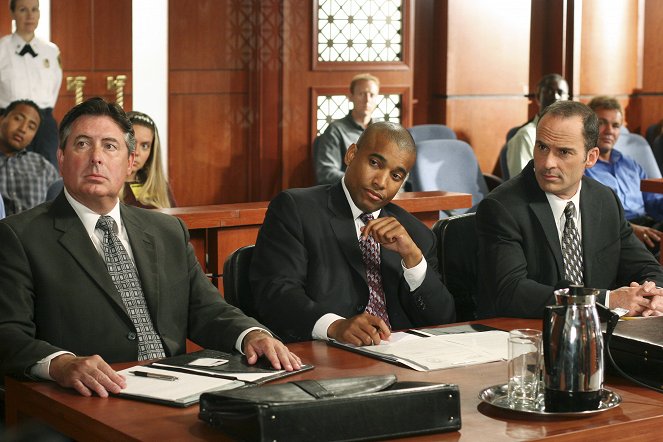 Boston Legal - Season 2 - Men to Boys - De la película - Mark Derwin