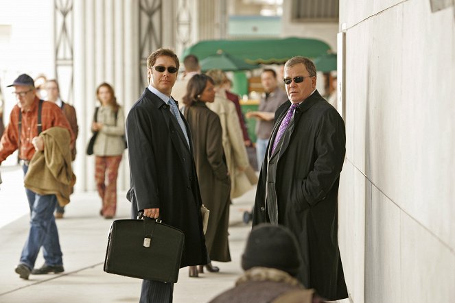 Boston Legal - Season 2 - Gone - Photos - James Spader, William Shatner