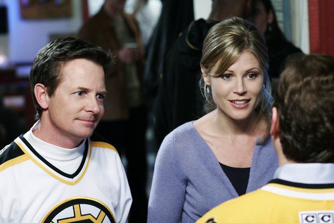 Bostonské zločiny - Breast in Show - Z filmu - Michael J. Fox, Julie Bowen