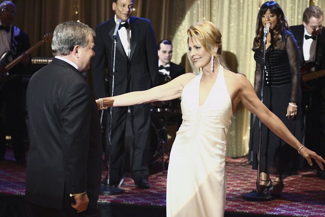 Boston Legal - Feurige Hochzeit - Filmfotos - William Shatner, Joanna Cassidy
