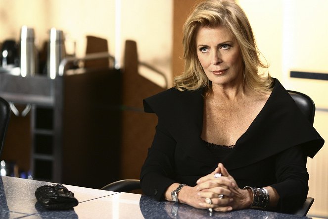 Boston Legal - ...There's Fire! - Photos - Joanna Cassidy