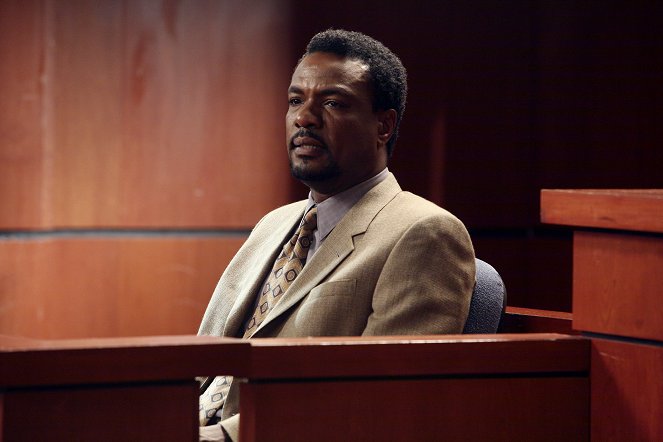 Boston Legal - Season 2 - Ivan the Incorrigible - Photos - Allan Louis