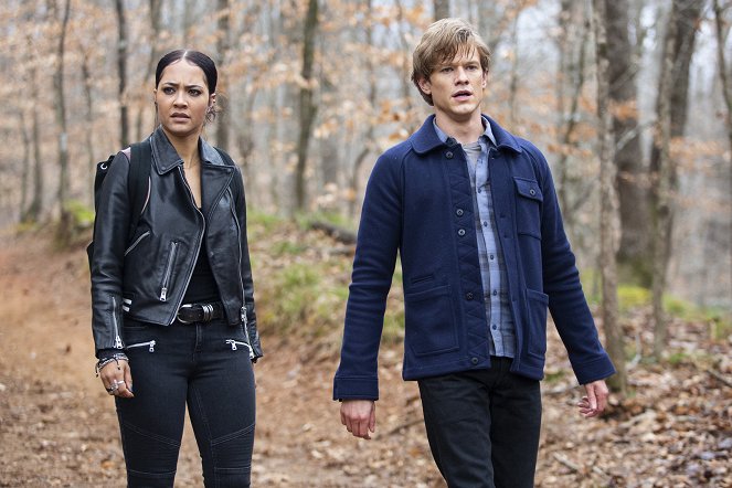 MacGyver - Season 5 - C8h7clo + Nano-trackers + Resistance + Maldives + Mind Games - Photos