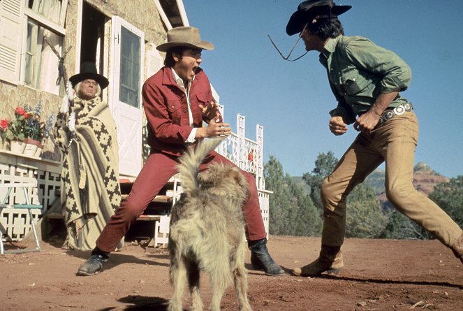 Mic-mac au Montana - Film - Thomas Gomez, Elvis Presley