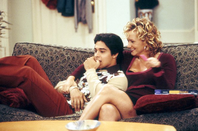 Grounded for Life - Season 4 - Photos