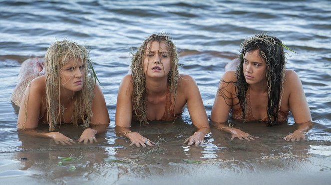 Mako Mermaids - Season 2 - Careful What You Wish For - Photos - Amy Ruffle, Isabel Durant, Allie Bertram