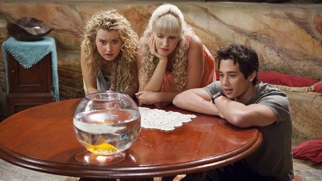 H2O - A Ilha de Mako - Season 2 - Surpresa! - Do filme - Amy Ruffle, Isabel Durant, Gemma Forsyth