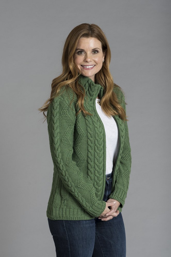 As Luck Would Have It - Promokuvat - JoAnna Garcia Swisher