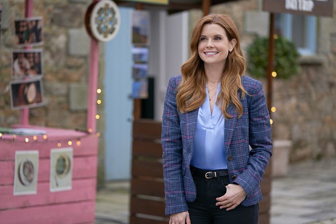 As Luck Would Have It - Photos - JoAnna Garcia Swisher